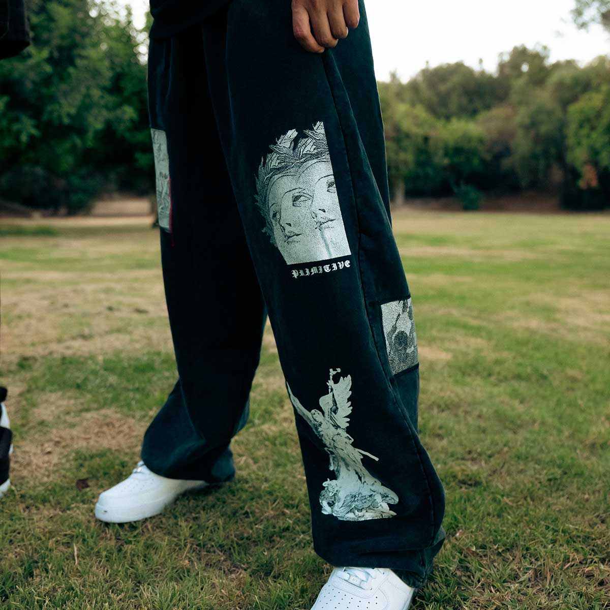 CENTURY BAGGY OVERSIZED SWEATPANT 2